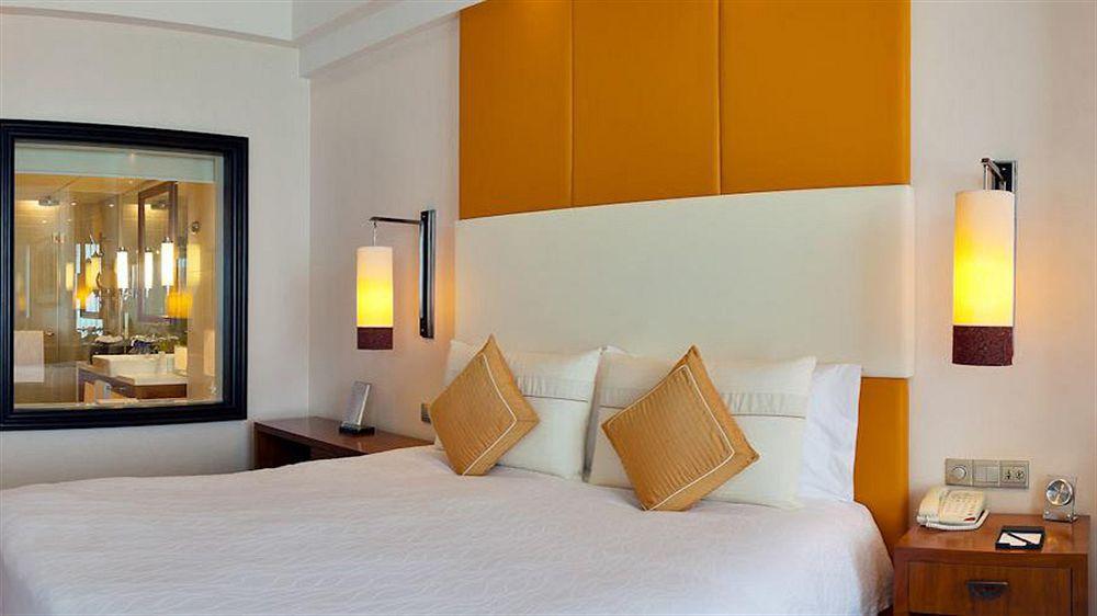 Grand Millennium Hongqiao 5*