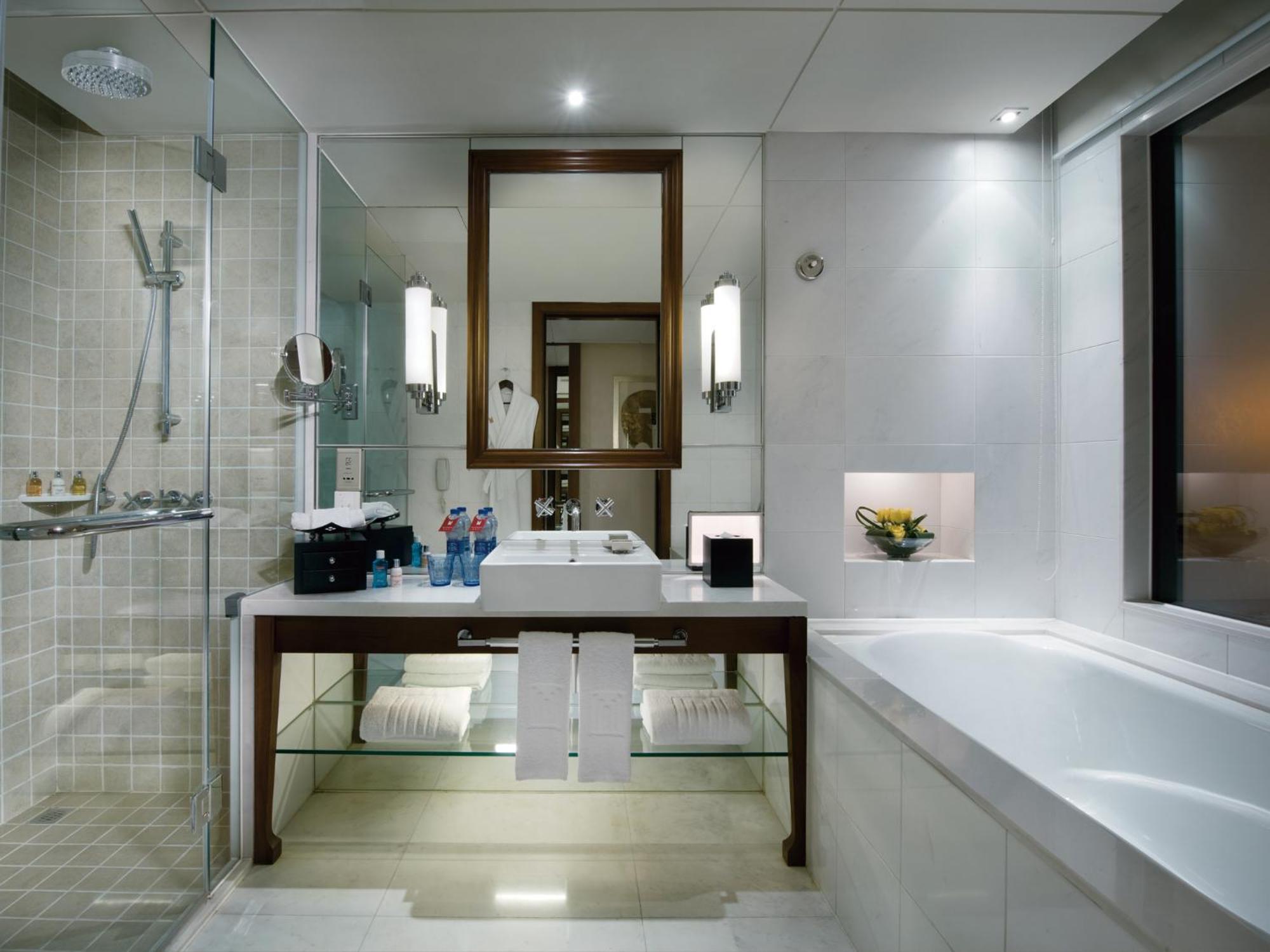 Hotel Grand Millennium Hongqiao 5*